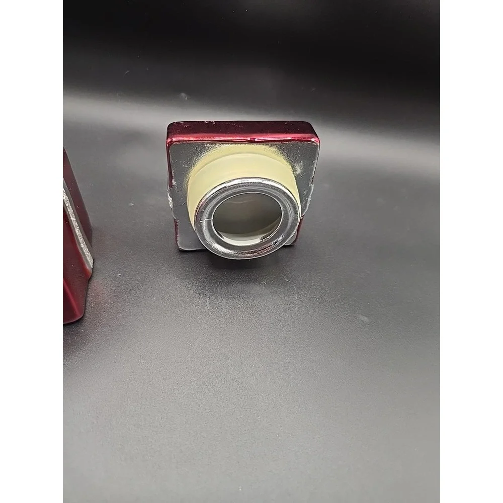 Ceramic Holder With Wax‎